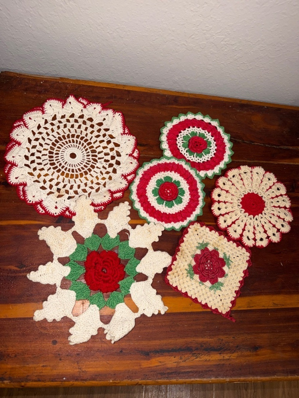 Vintage Handmade Roses Crochet Doily Set Floral Design 6 Pieces cottagecore
